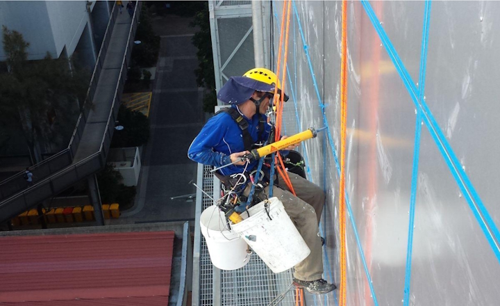 Rope Access in the Finishing Stages of Construction